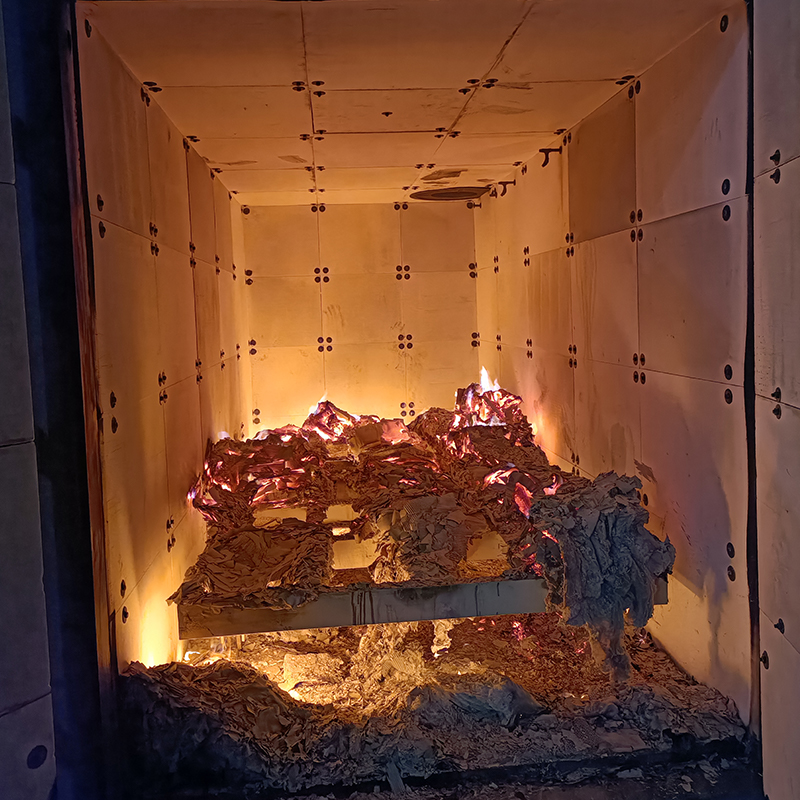 পাইরোলাইসিস ফার্নেস ও ক্লিনিং বুথ